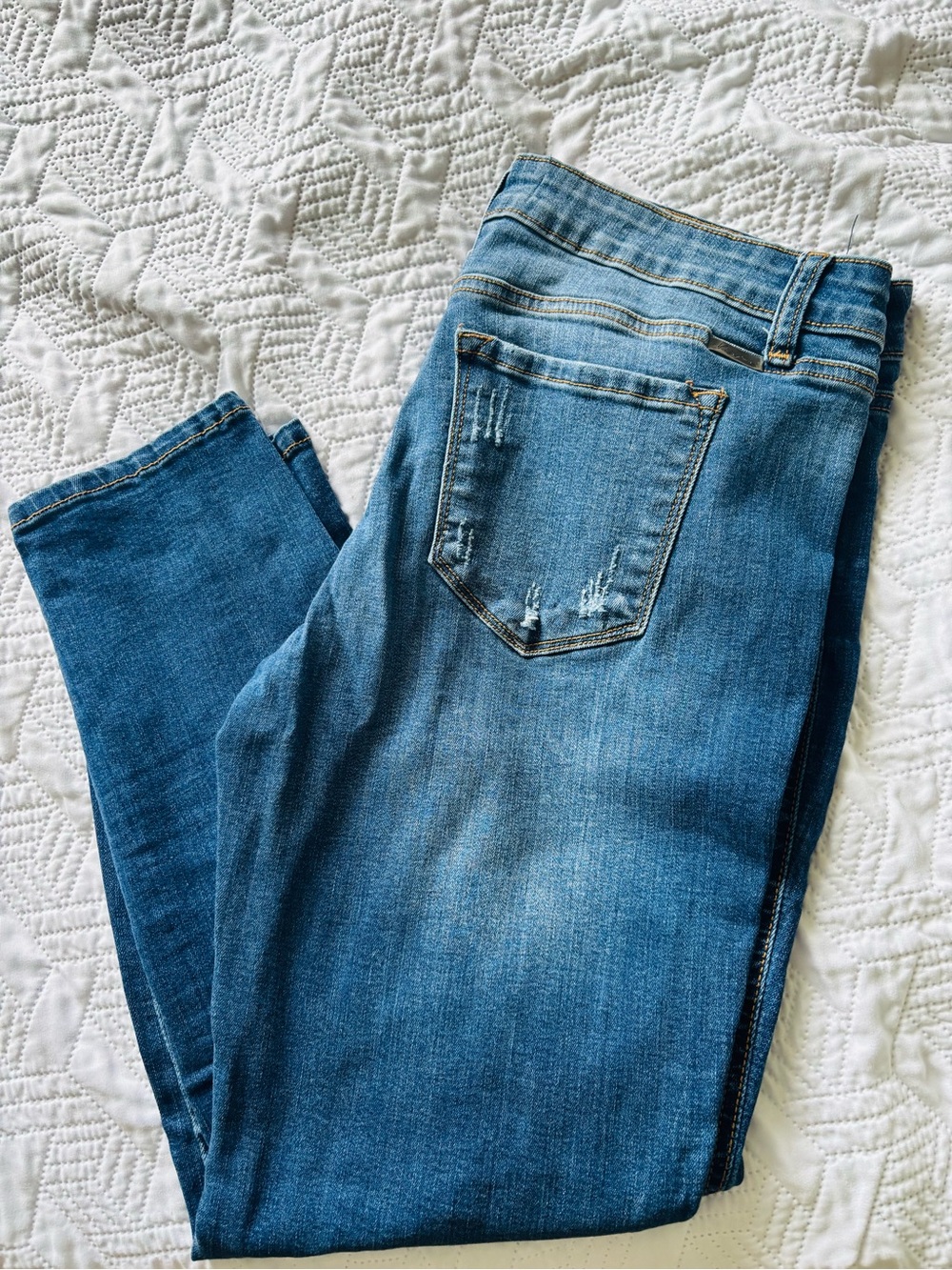 Juniors jeans